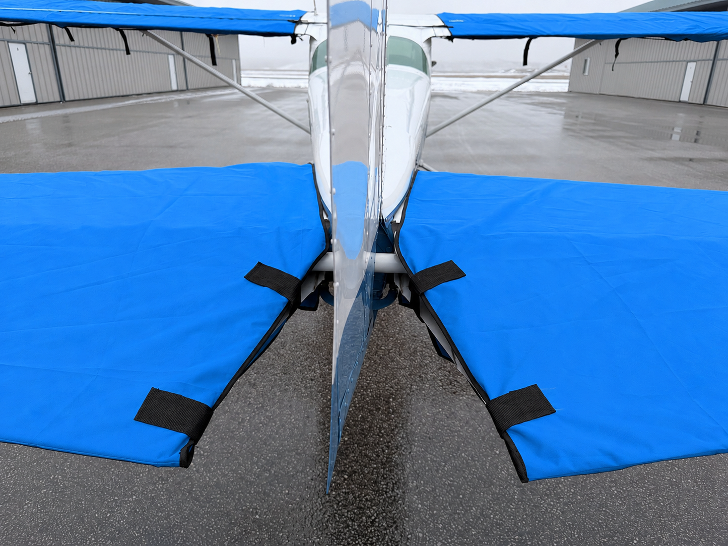 Tail cover detail photo for Mcovers Cessna wing and tail cover set
